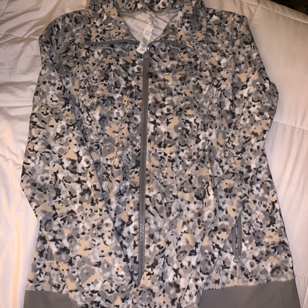 Lululemon jacket (rare)